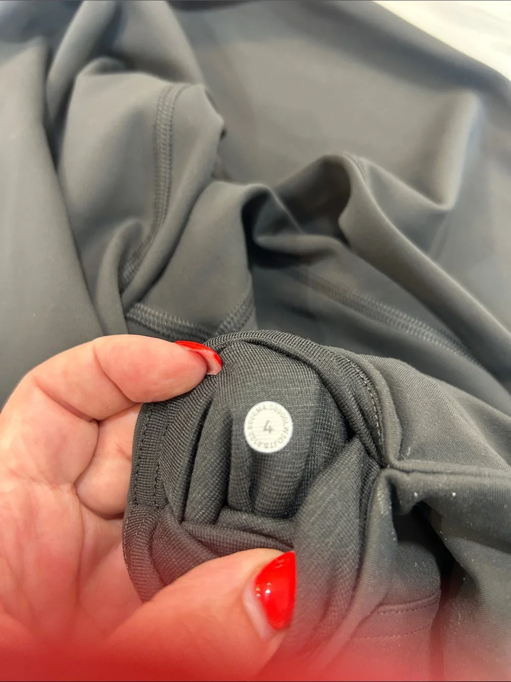 2 Pair EUC Lululemon Charcoal Gray Size 4 Leggings and Bike Shorts